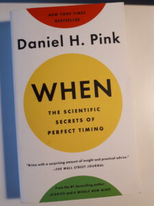 Buchcover von Daniel Pinks Buch "When"